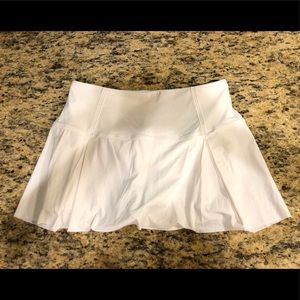 Lululemon Lost in Pace Skirt White Size 8 Regular